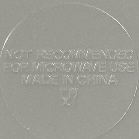 Set of 6, 3 Santa & 3 Snowman Melamine Serving Trays or Plates  * - Picture 5 of 6